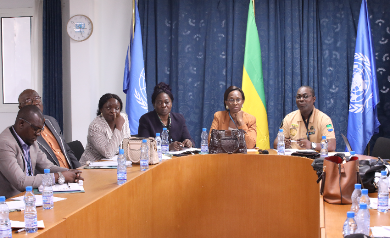 Appui &agrave; l'&eacute;laboration du rapport &agrave; mi-parcours de l'EPU